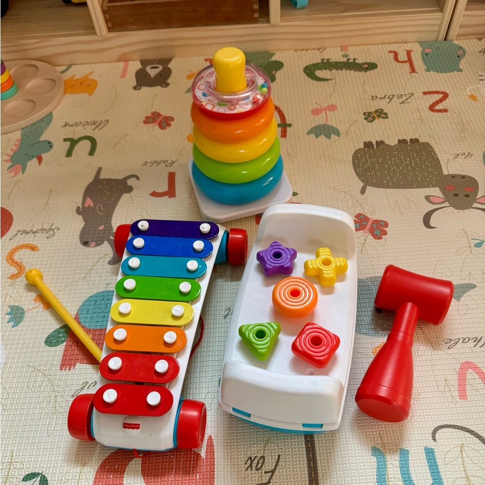 Fisher-Price Classic Infant Trio Gift Set, For 6 Months+